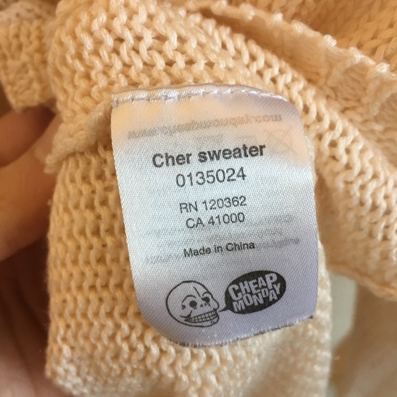 CHEAP MONDAY Cher pale pink high low sweater - Picture 5 of 7